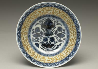 图片[2]-Gold-painted bowl with lotus pawn decoration in underglaze blue, Ming dynasty, Yongle reign (1403-1424)-China Archive